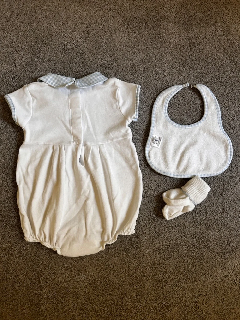 Magnolia Baby 24m pima cotton bubble with pumpkin embroidery, bib and socks